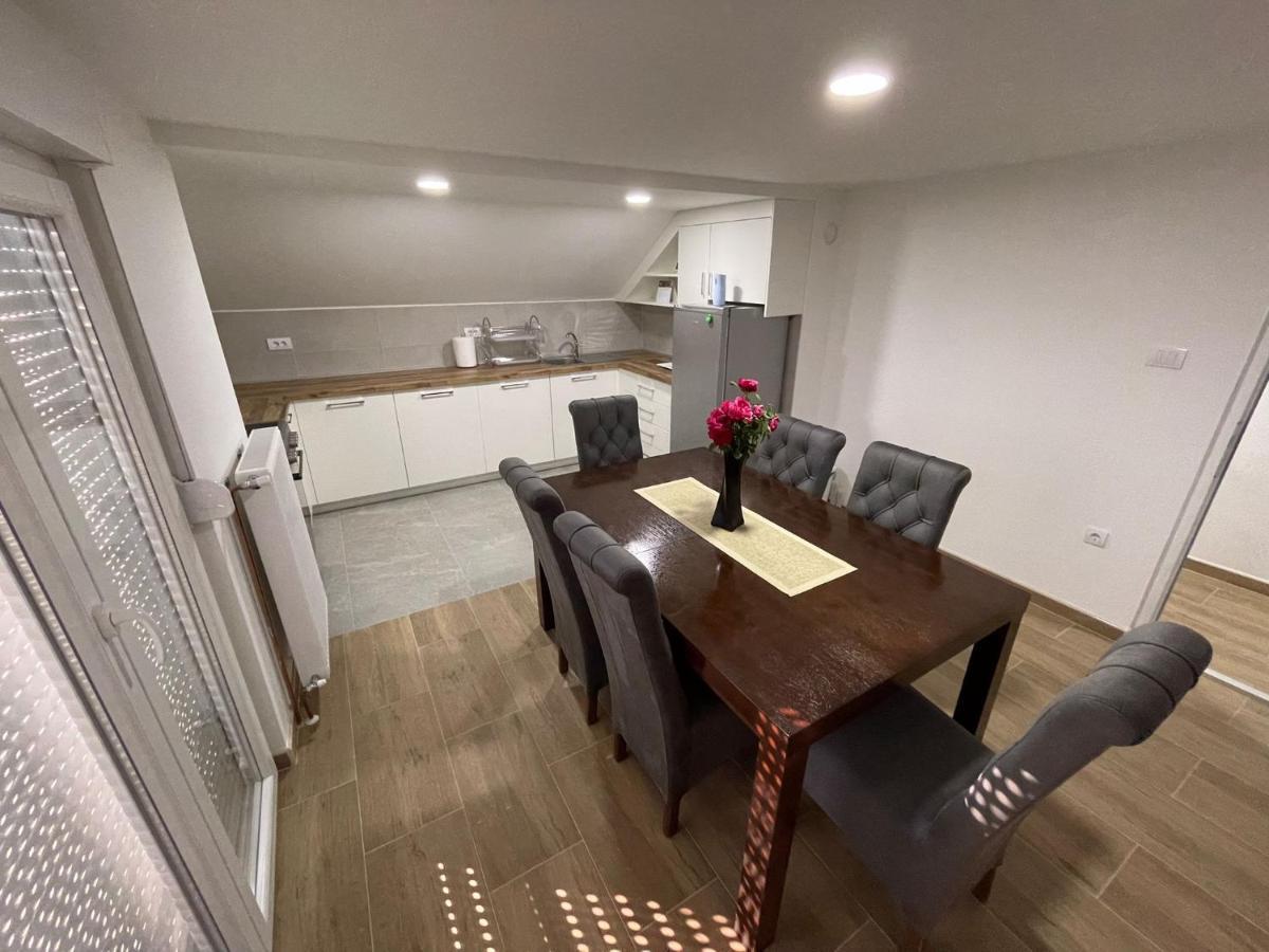 Apartman Ambijent 阿然德洛维克 外观 照片