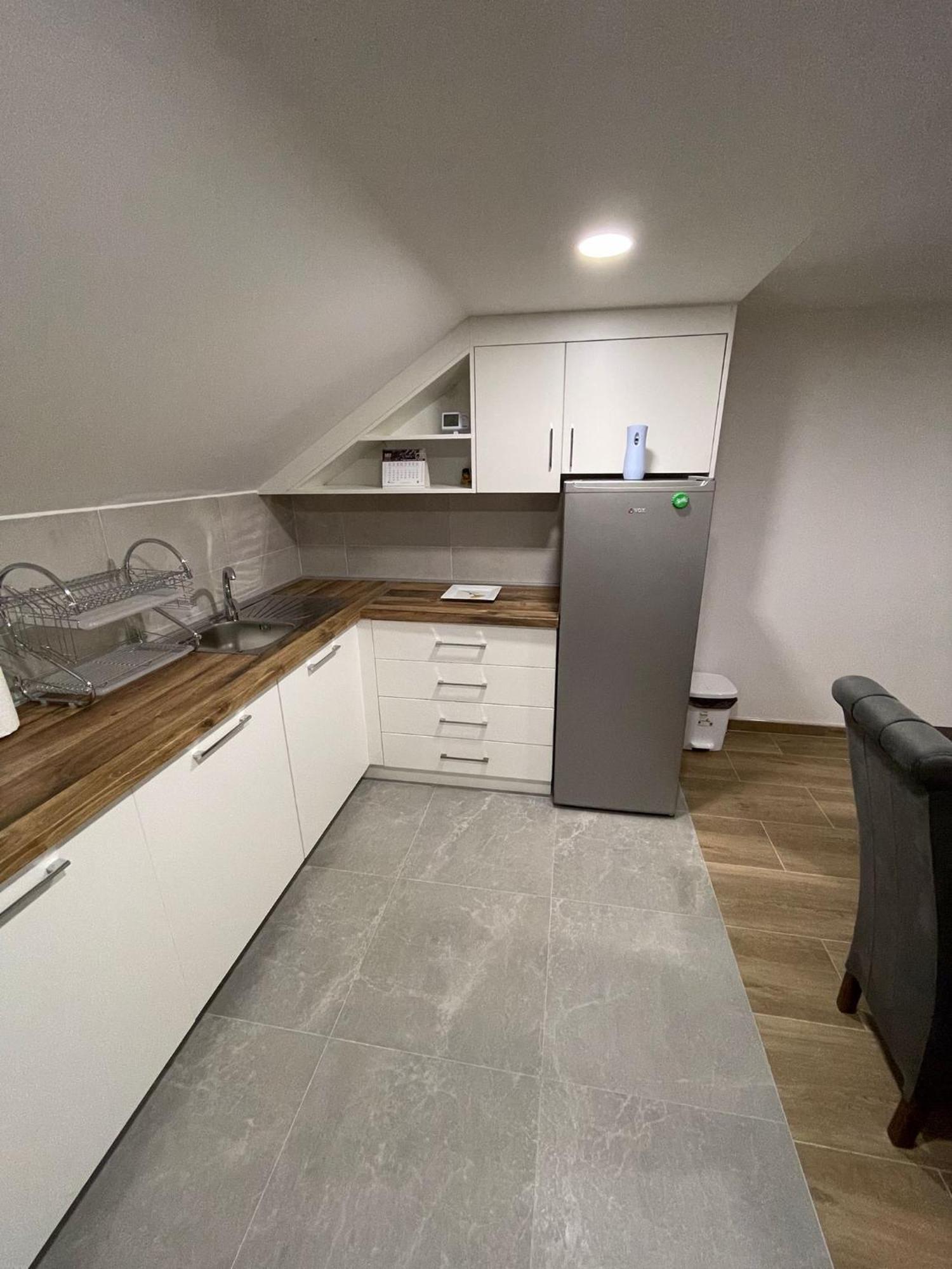 Apartman Ambijent 阿然德洛维克 外观 照片