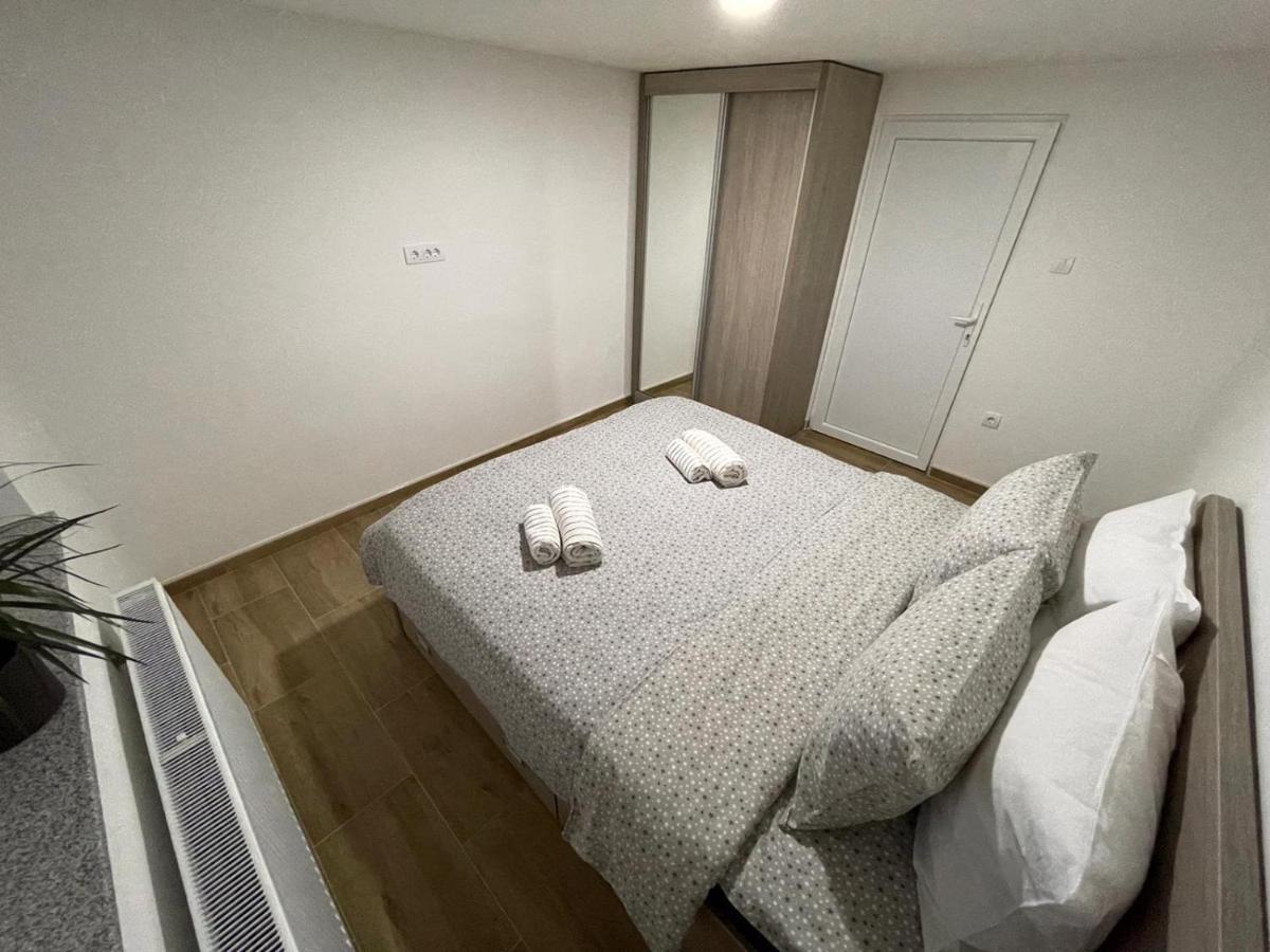 Apartman Ambijent 阿然德洛维克 外观 照片