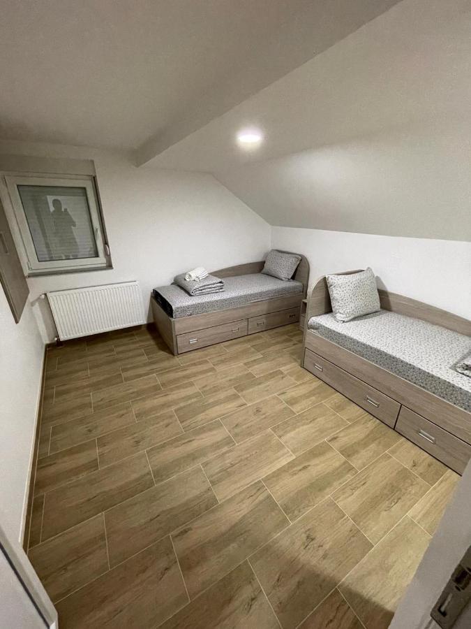 Apartman Ambijent 阿然德洛维克 外观 照片