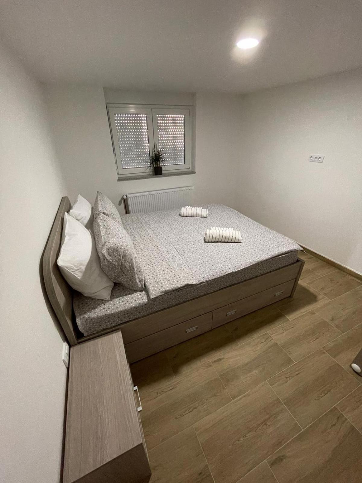 Apartman Ambijent 阿然德洛维克 外观 照片